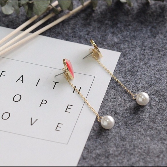 2 left!! Pearl drop earrings - Picture 4 of 6